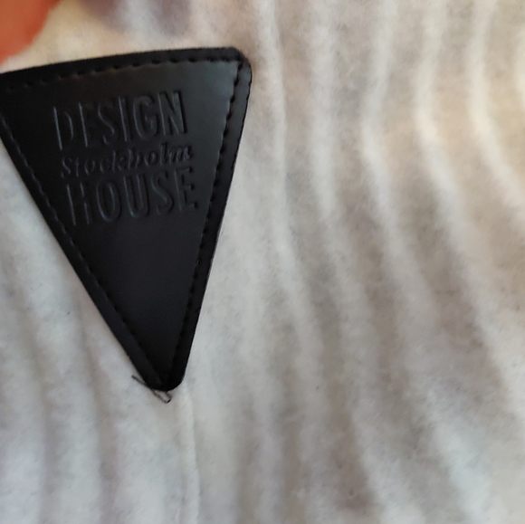 OS UltraSoft Pleece Cardigan - Picture 2 of 3